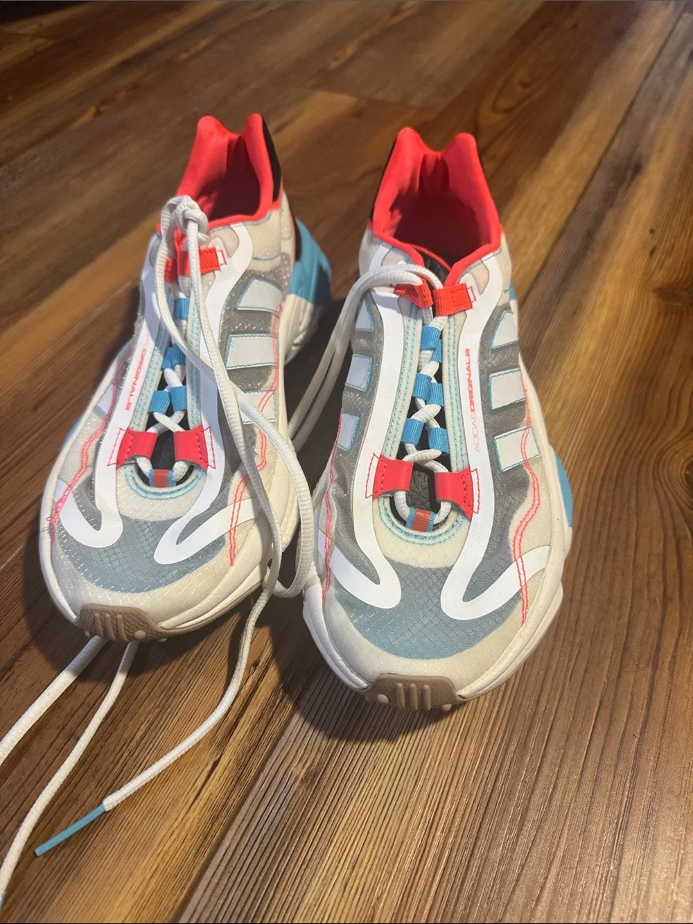 adidas mens Multicolor Retro Runner Sneakers in White, Blue & Coral